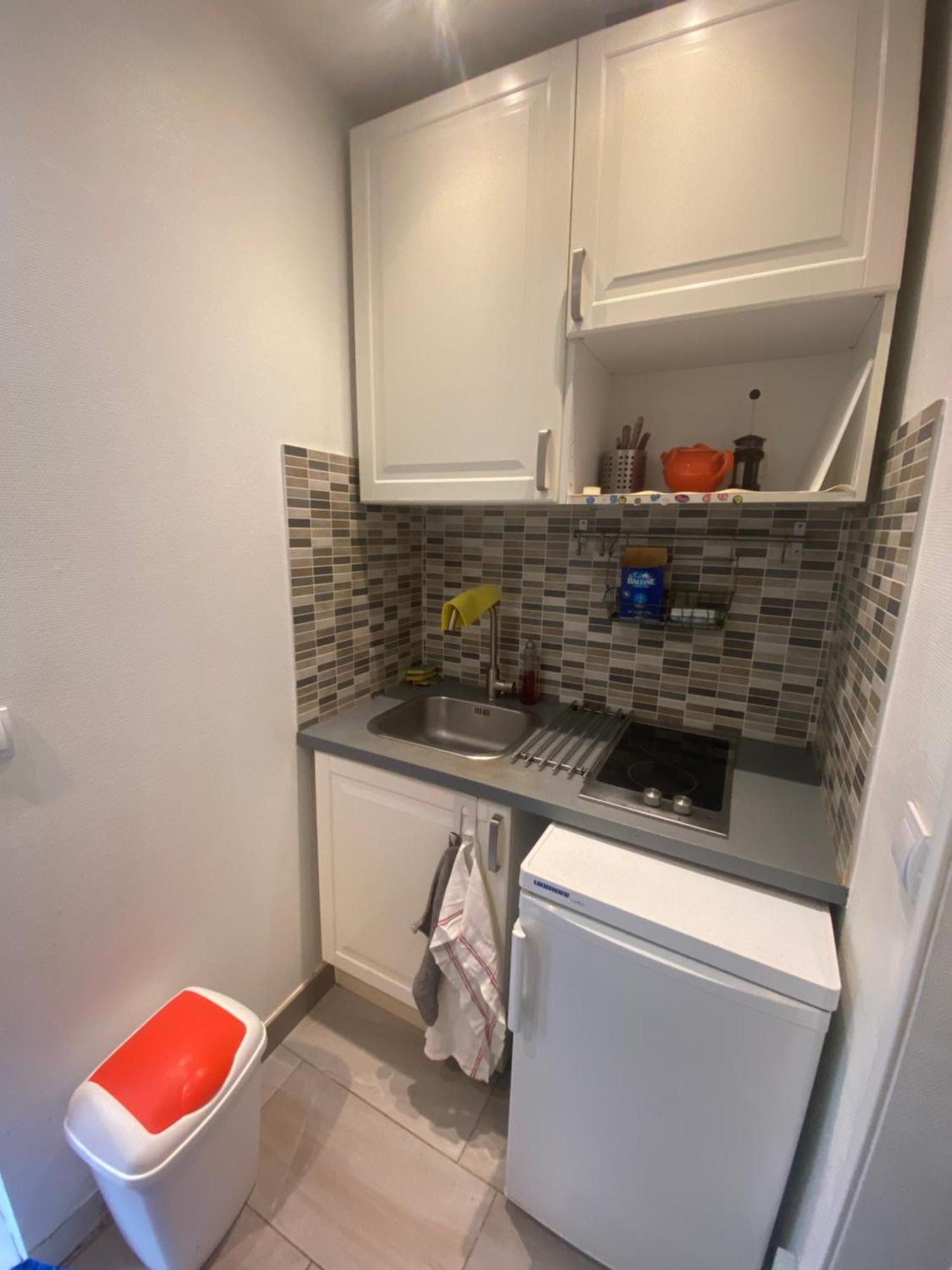 Small Studio Near Eiffel Tower Paris Dış mekan fotoğraf
